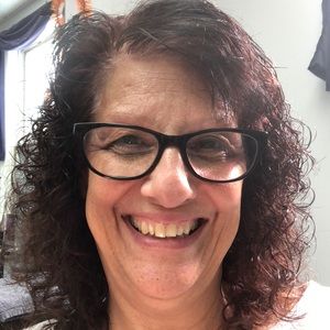 Meet your Posher, Deborah